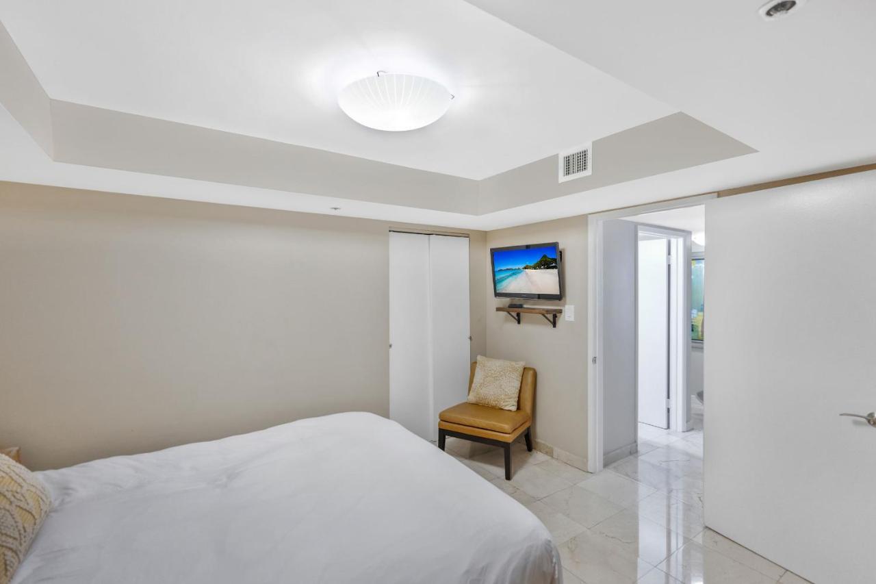 High Rise Comfort With Balcony Doral Exterior foto