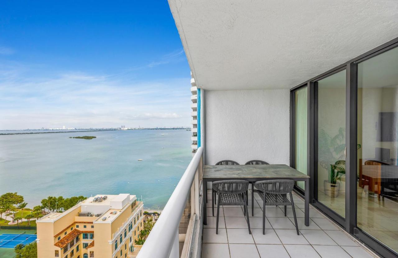 High Rise Comfort With Balcony Doral Exterior foto
