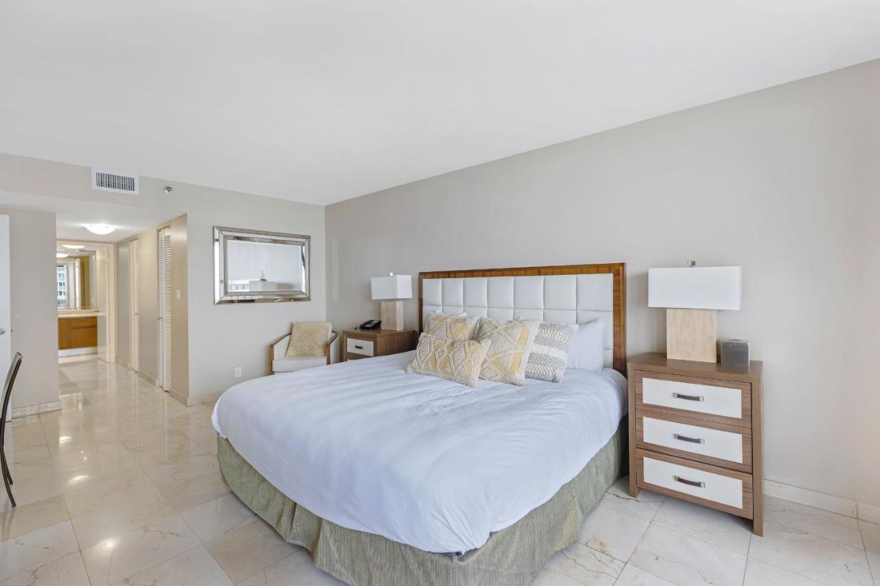 High Rise Comfort With Balcony Doral Exterior foto