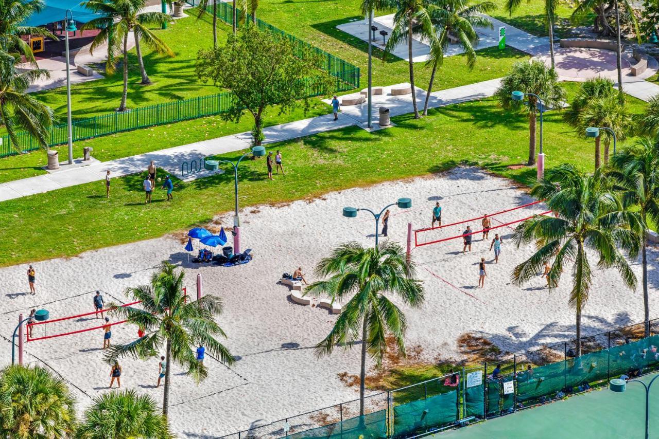 High Rise Comfort With Balcony Doral Exterior foto